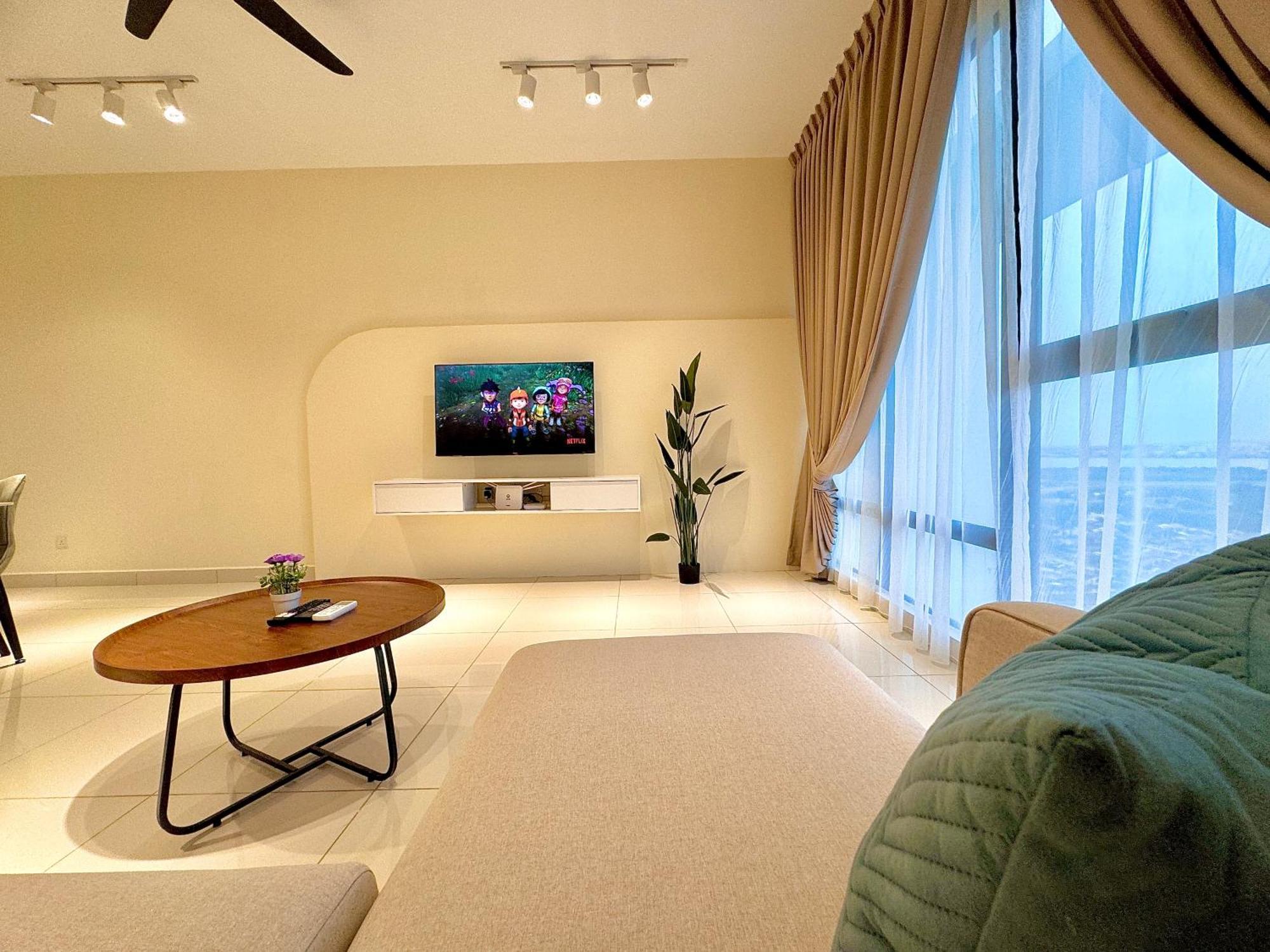 Apartment Mosaic Southkey Mid Valley By Luxecocoo Ck *